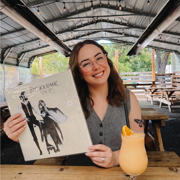 Meet your Posher, Meghann - Picture 1 of 1